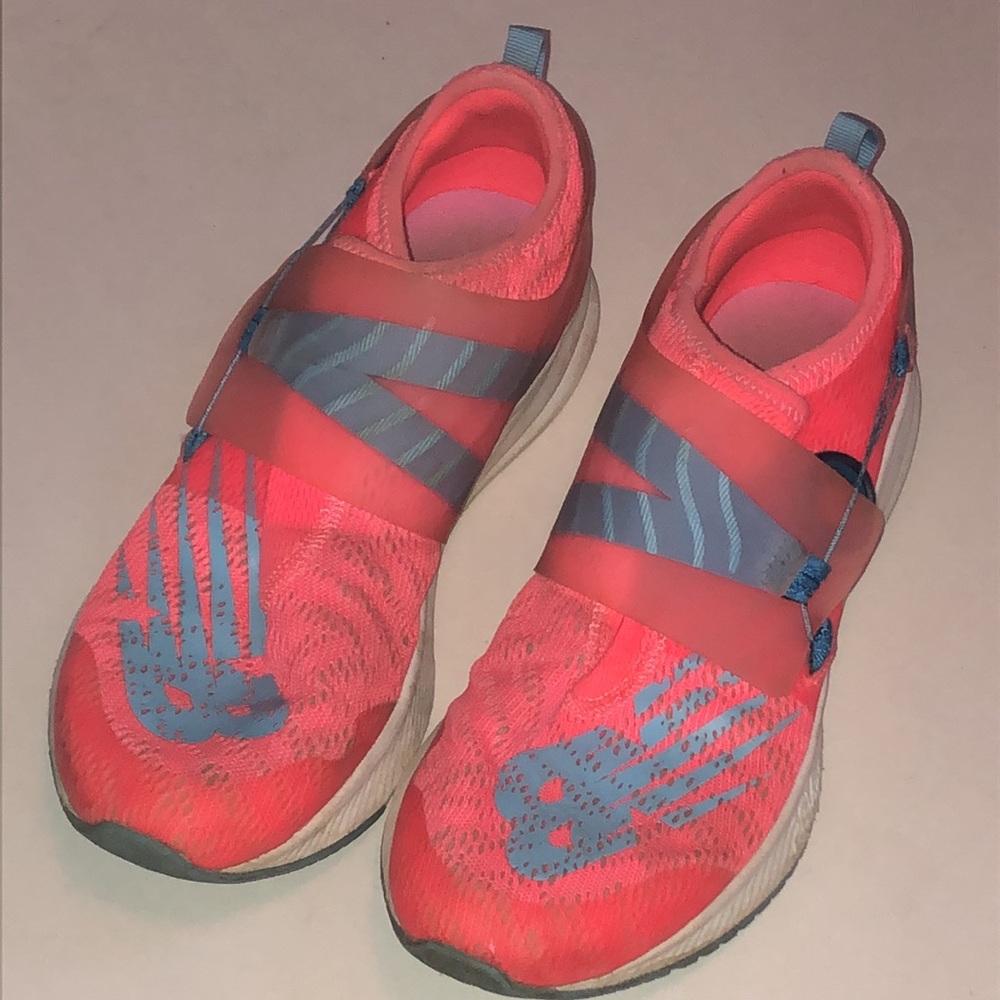 Size 7 New Balance Orange Coral Pink Slip-On Athletic Shoes